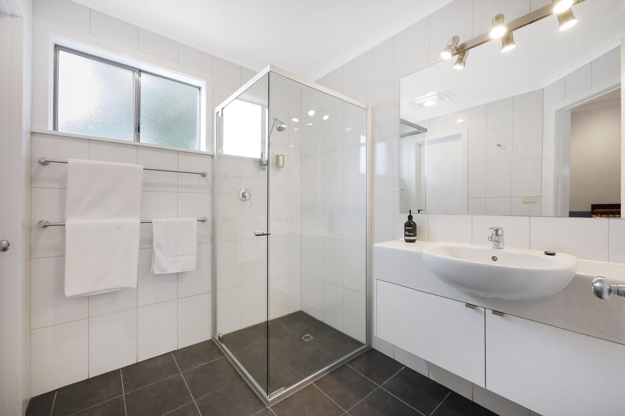Hamilton Townhouse Motel Стая снимка