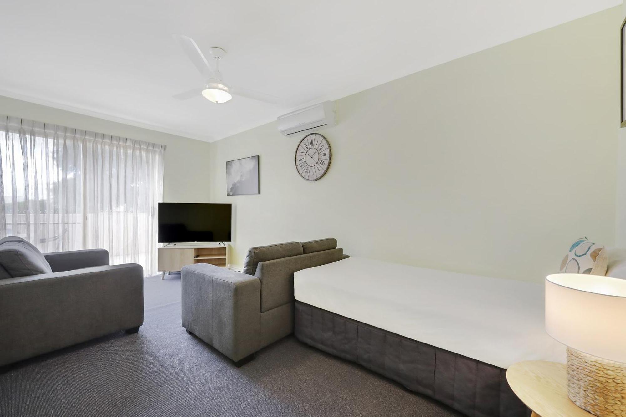 Hamilton Townhouse Motel Екстериор снимка