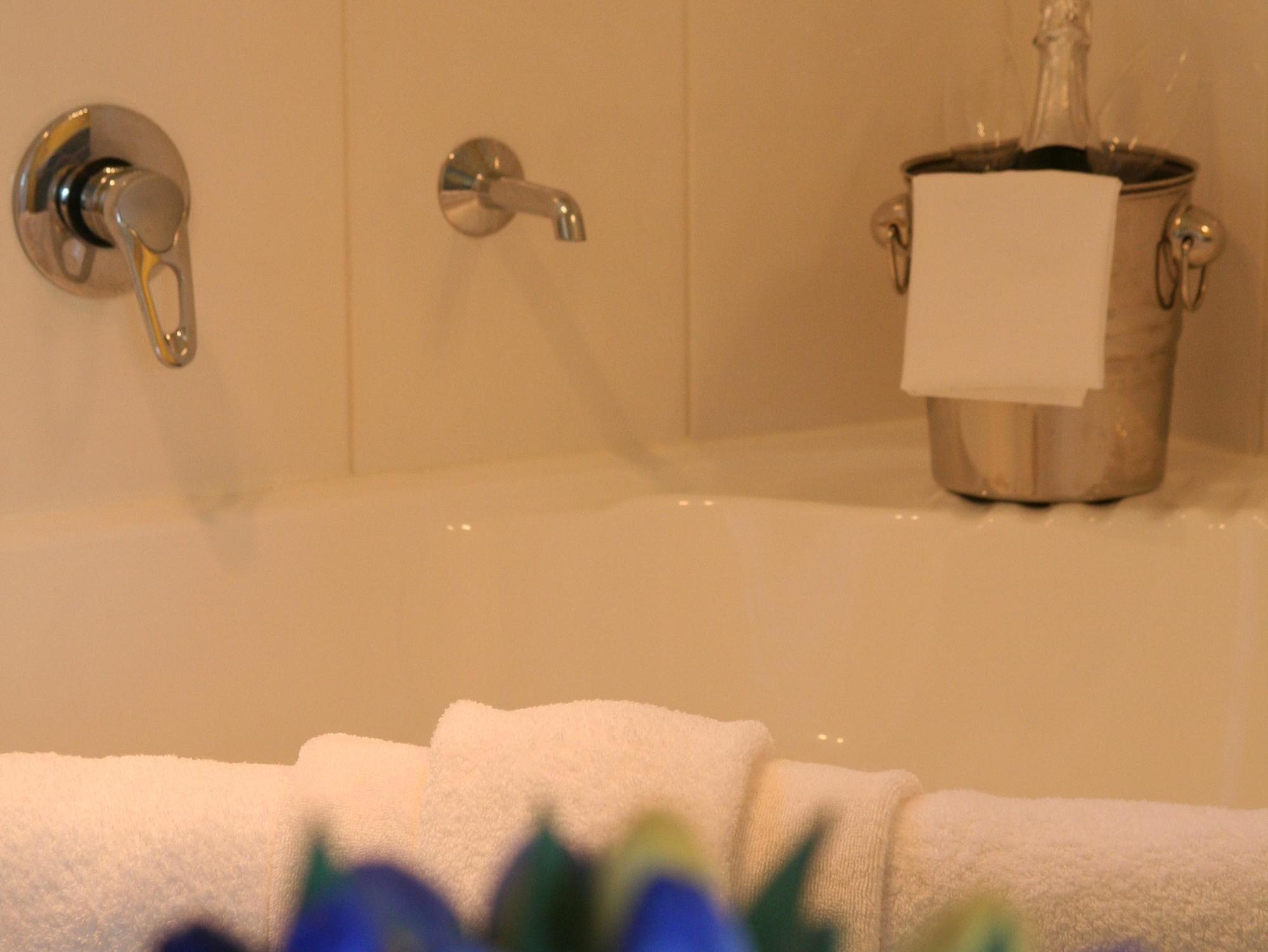 Hamilton Townhouse Motel Екстериор снимка