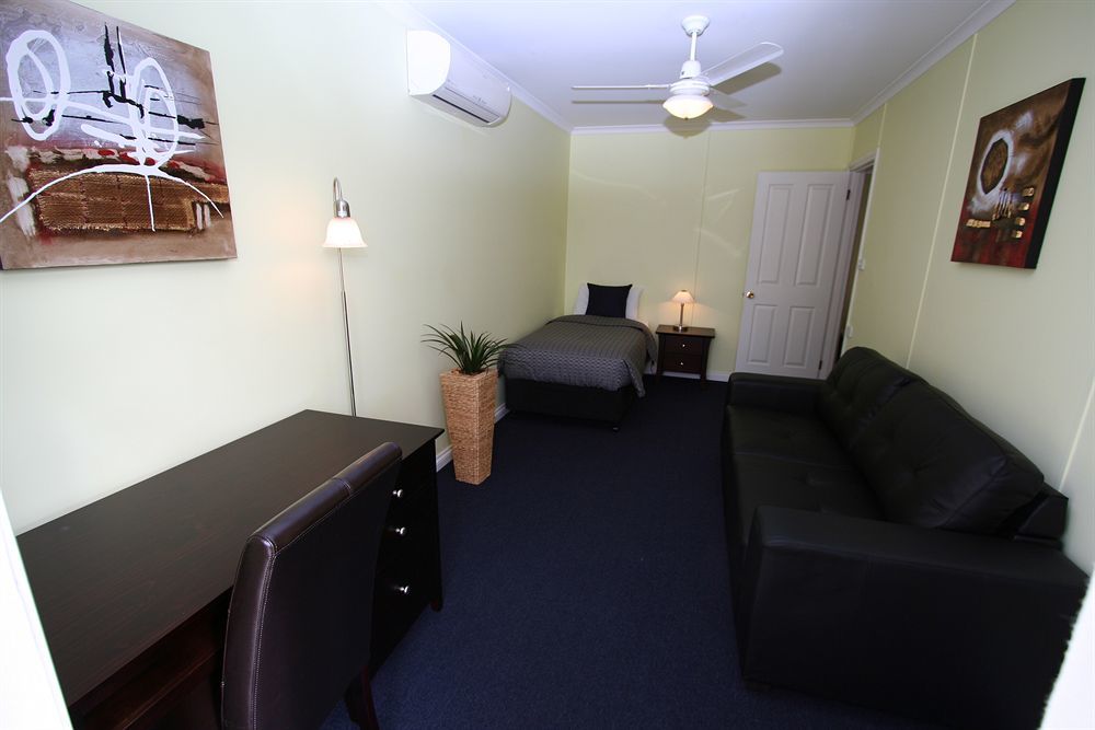 Hamilton Townhouse Motel Екстериор снимка